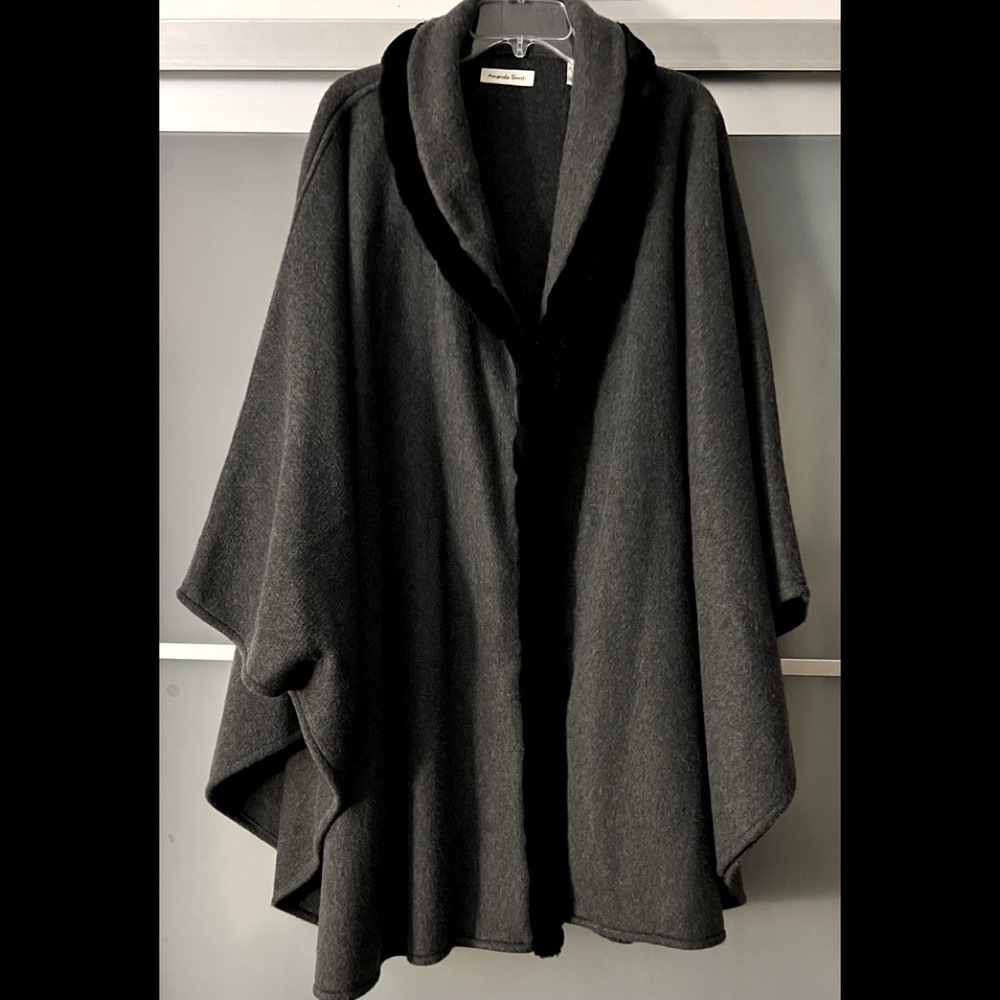 Dark Grey Cape with Faux Fir Black Trim